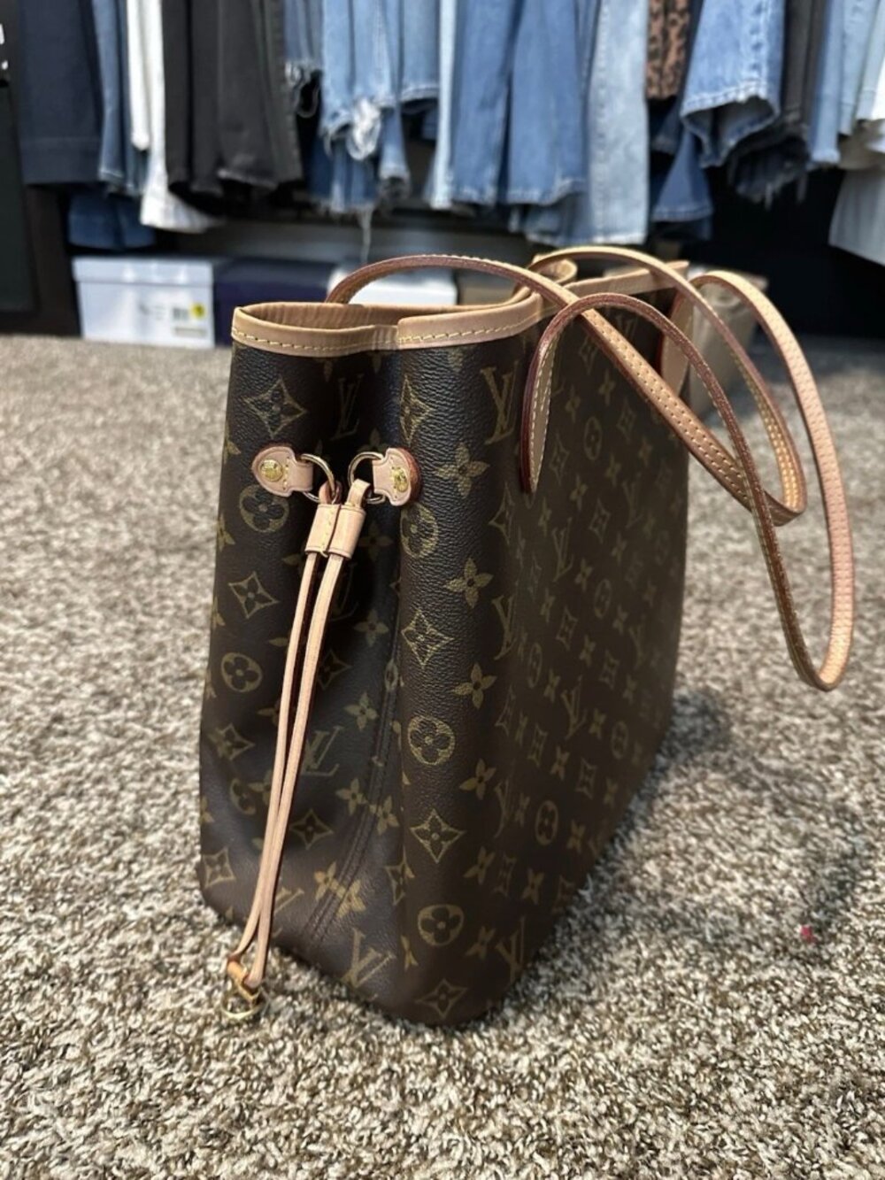 Louis Vuitton Never FULL mm bag with pouch - Picture 5 of 8